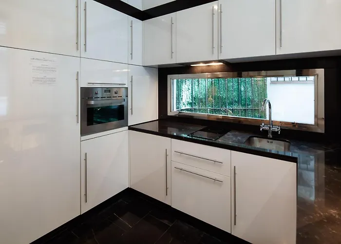 Elegante Apartamento Plaza Constitucion